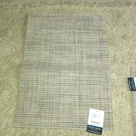 Table mat - Picture 2 of 2